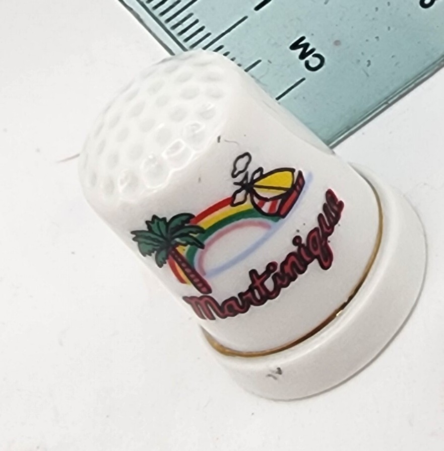 Vtg. Ceramic Martinique Thimble Beach Scene
