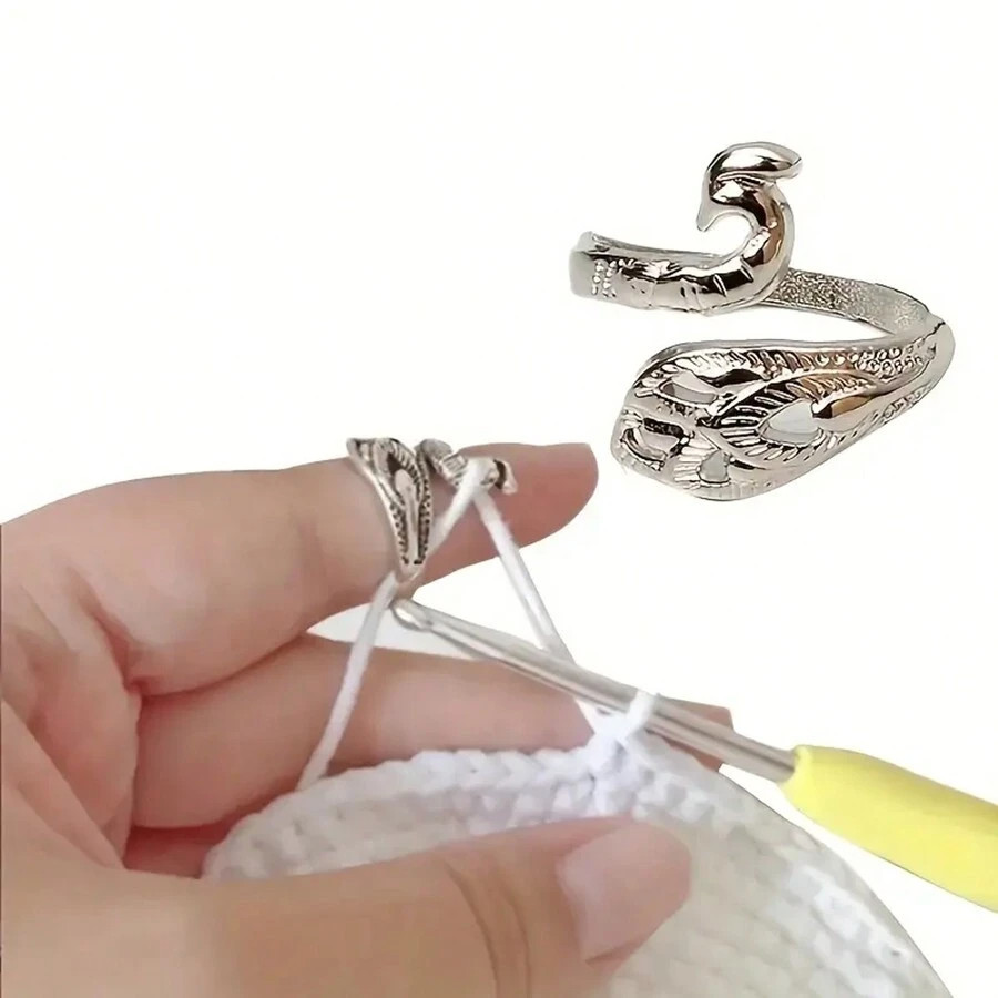 1pc Adjustable Crochet Ring Open Ring Yarn Guide Accessory Knitting Loop Ring