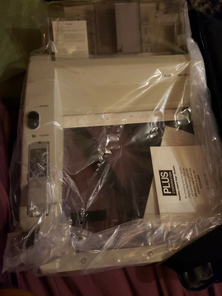 New Plus Corp DF-20 Automatic Transparency Feeder for Overhead Projector w/Case