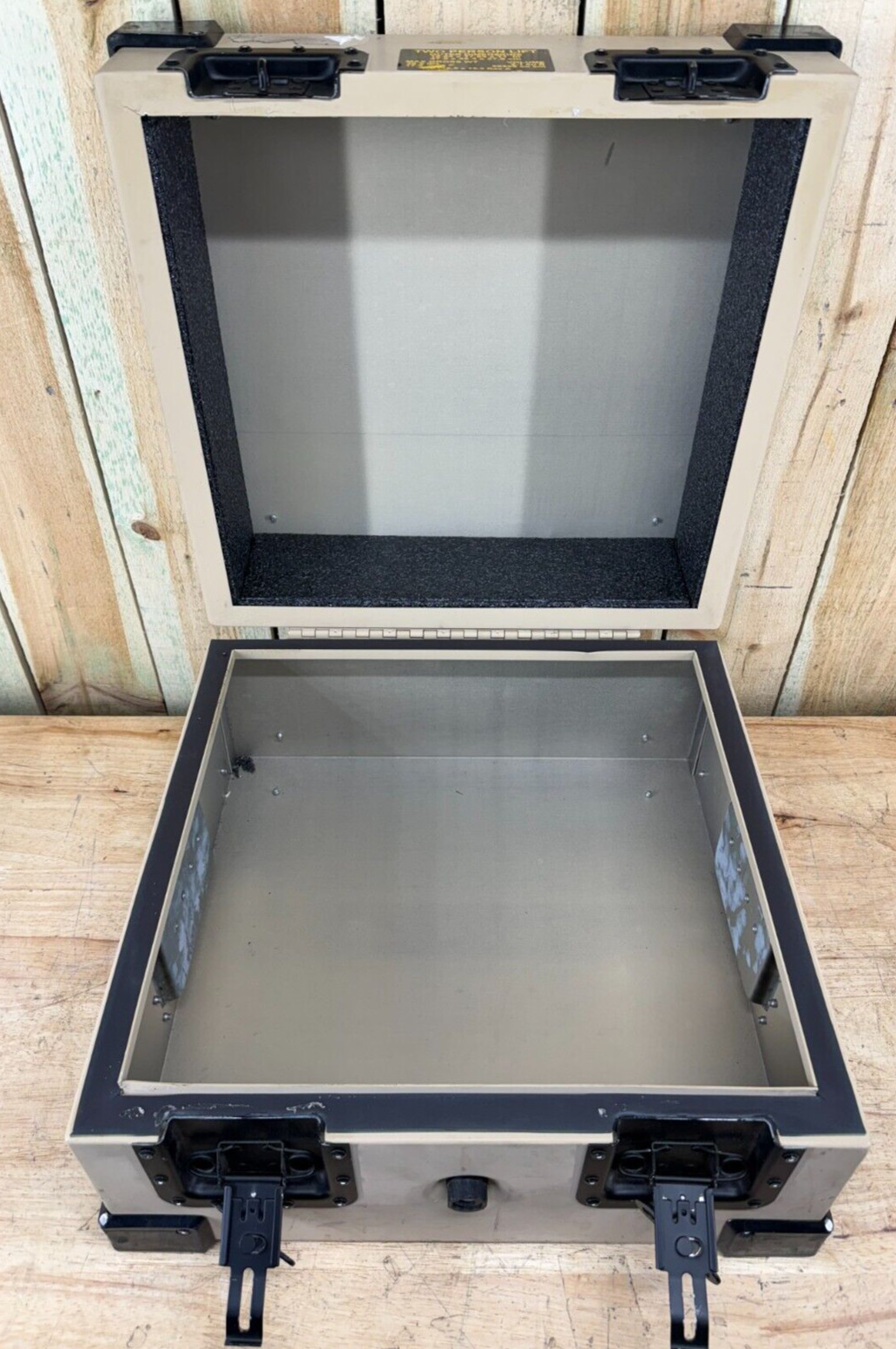 PSI Case 19x18x11" Metal Tan Military Waterproof Storage Container Hardigg