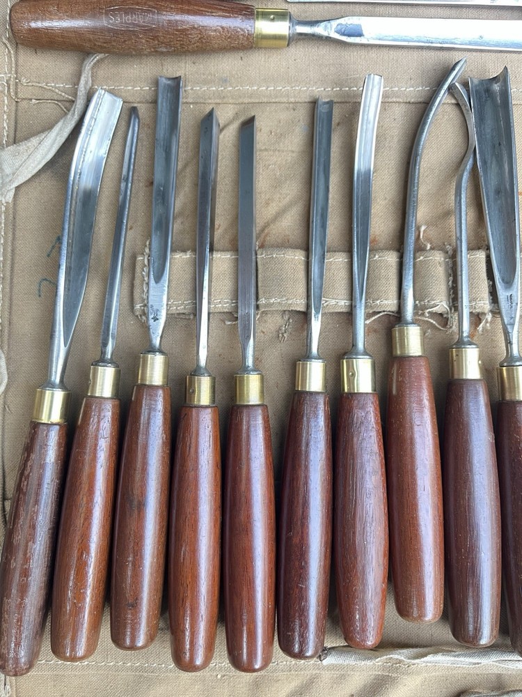 Lovely Antique Set Of 23 Marples & Sons Carving Chisels Gouges In Roll