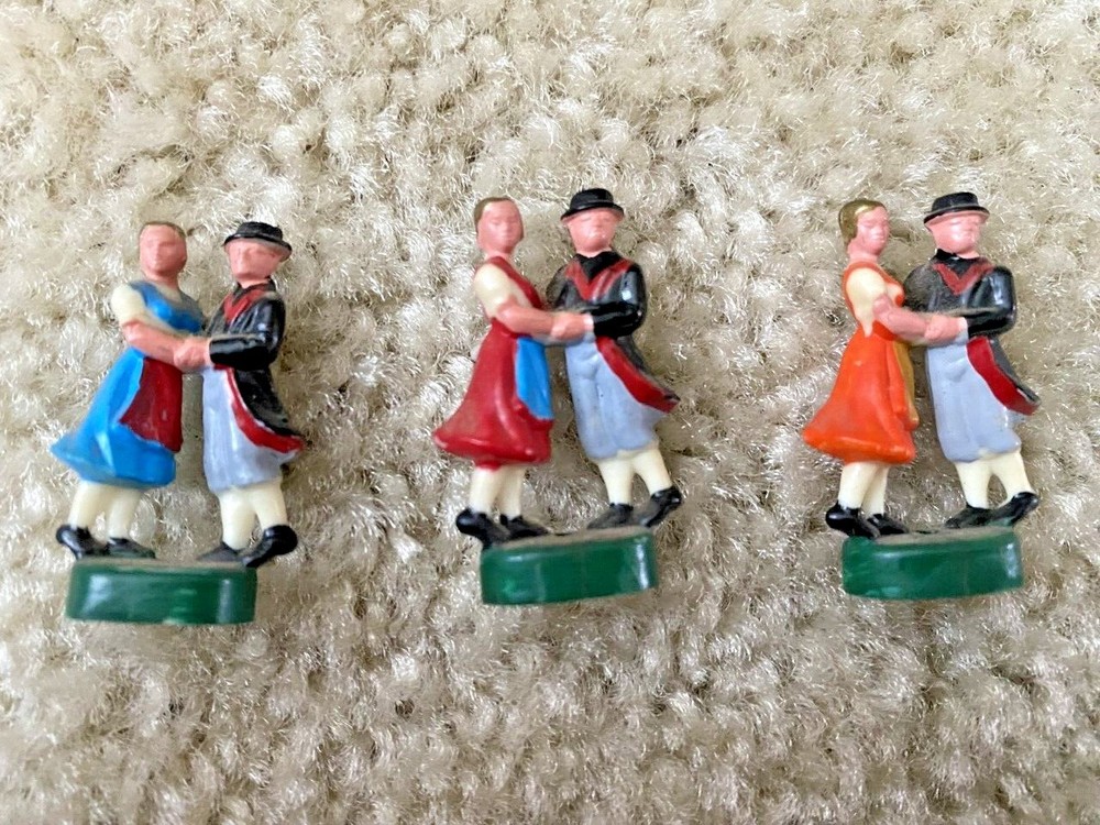 $13 EACH ONE MUSICAL DANCER FIGURINECUCKOO CLOCK