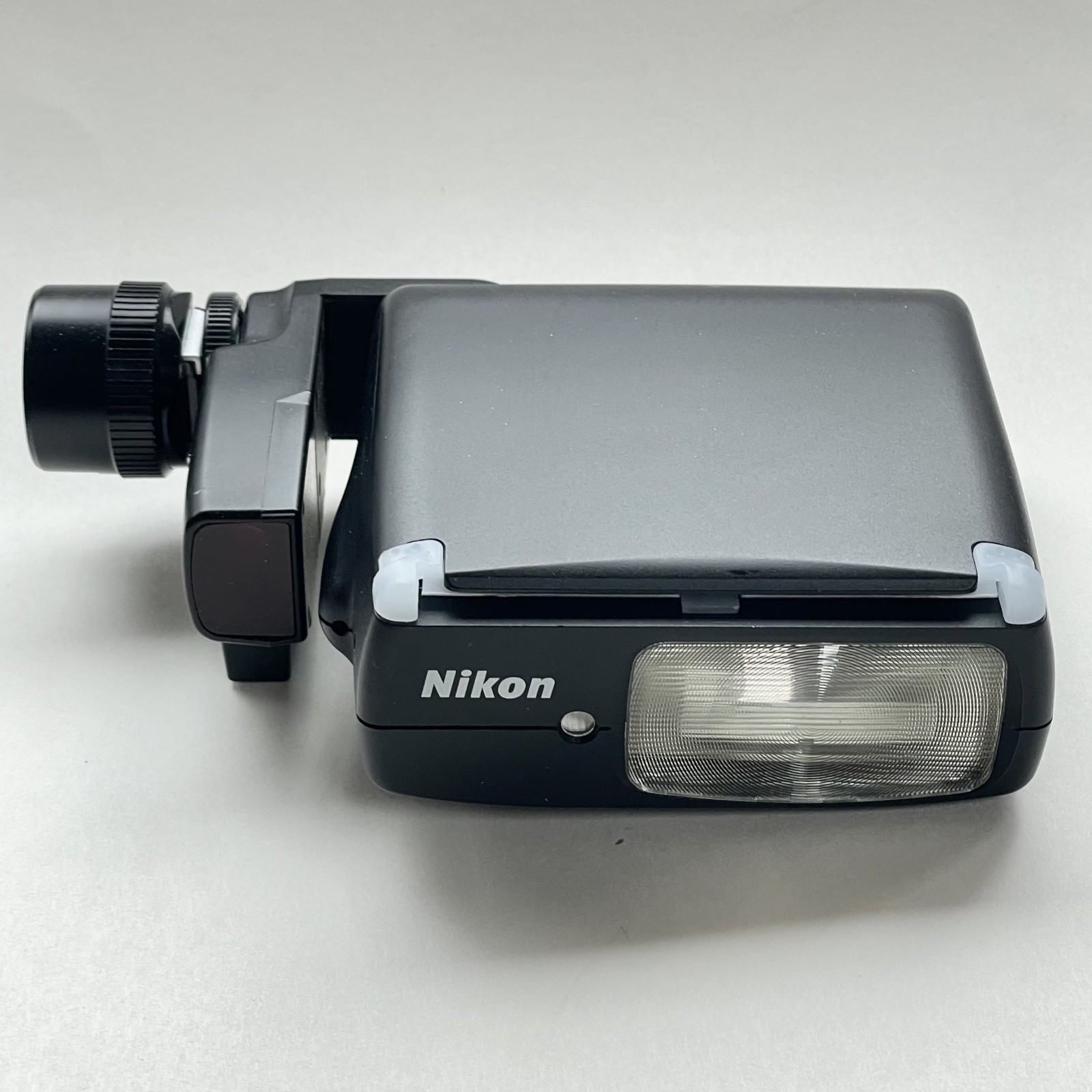 NIKON Speedlight SB-27 AF-TTL Electronic Flash with Case