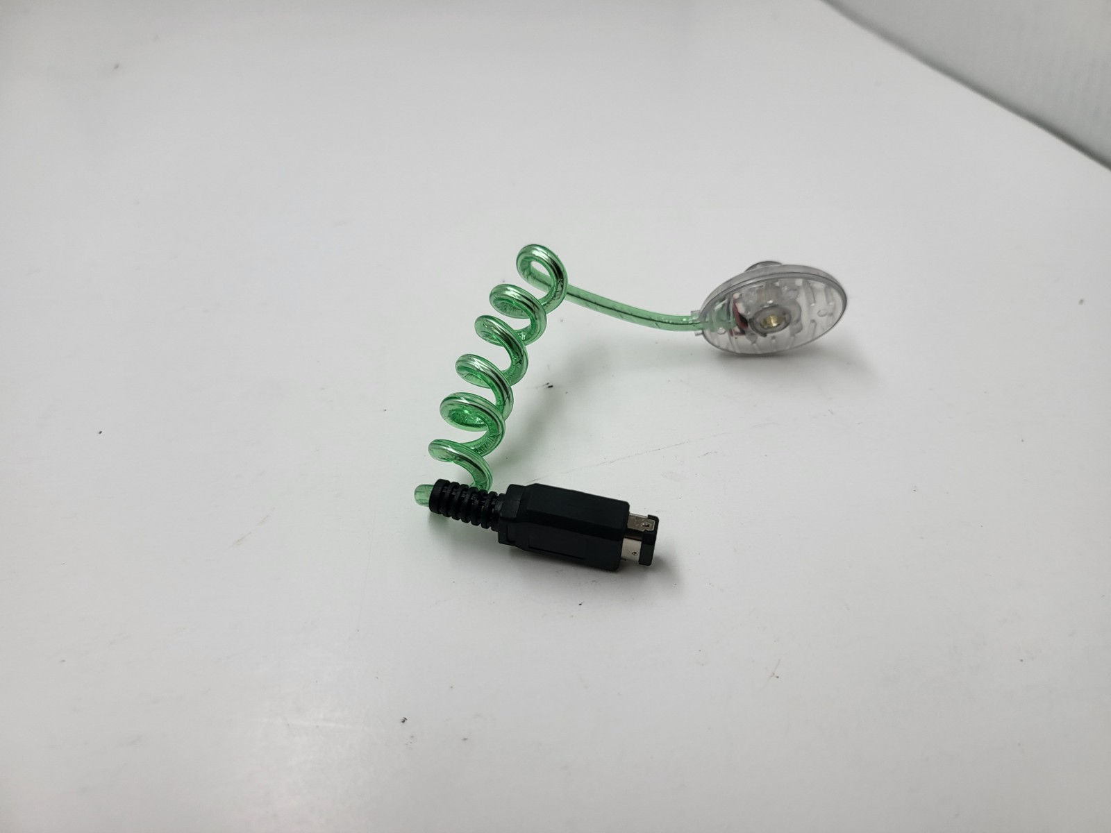 NEW Super Bright LED Worm/Snake Light for Game Boy Color No Batteries Required
