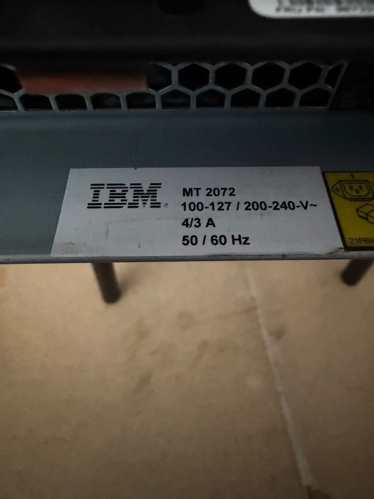 2072-24C IBM Storwize V3700 SAN Array 2.5 Dual Control Enclosure