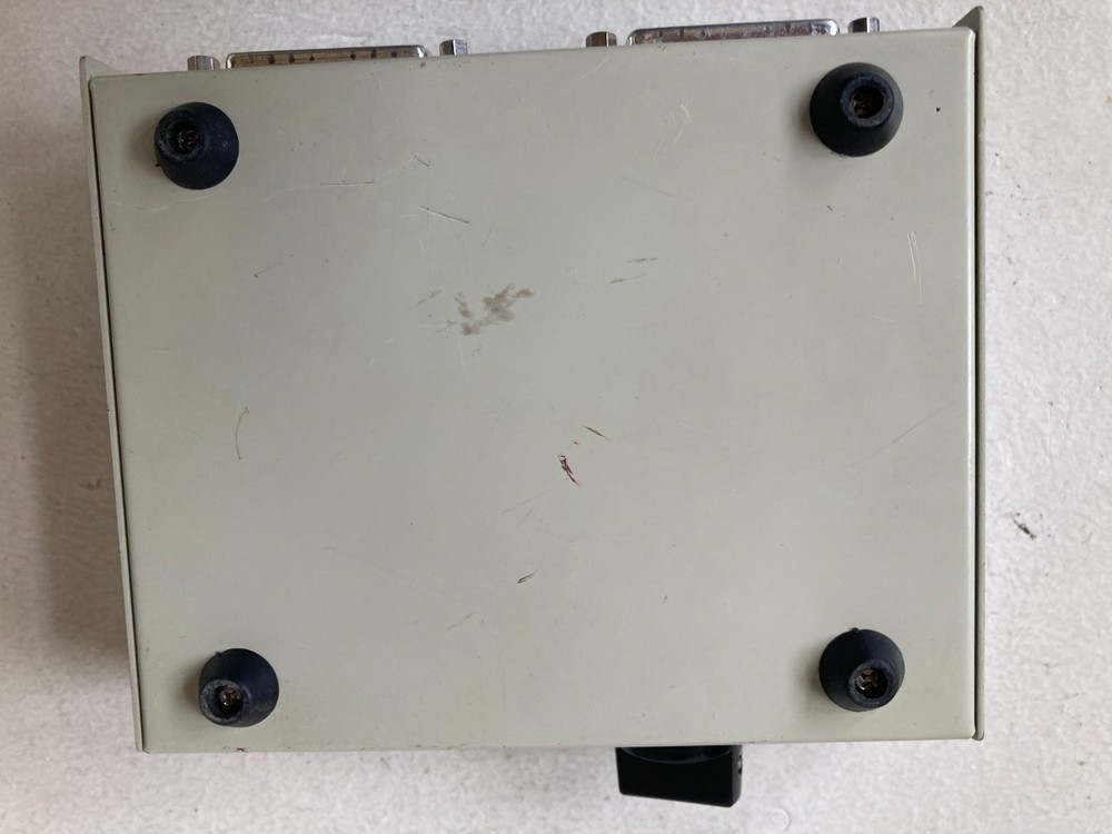 Manual Data Transfer Switch Box 2-Position 2-Port A/B Vintage