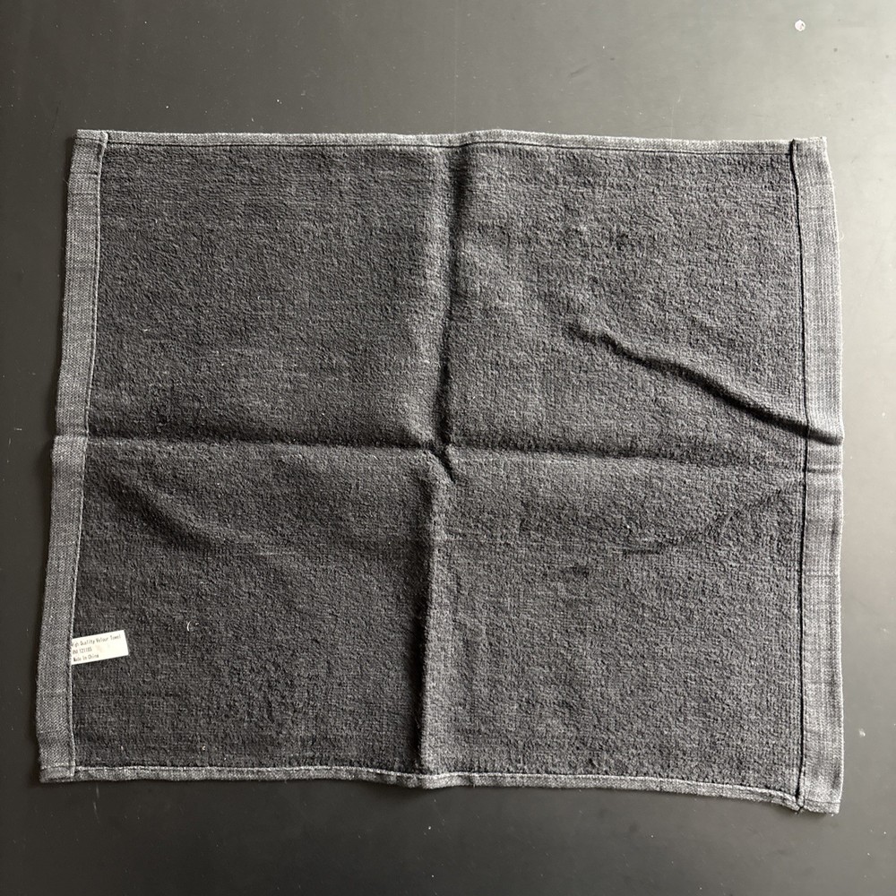 LA KISS Arena Football Rally Towel Opening Night 16.5" x 14.5 Original Owner