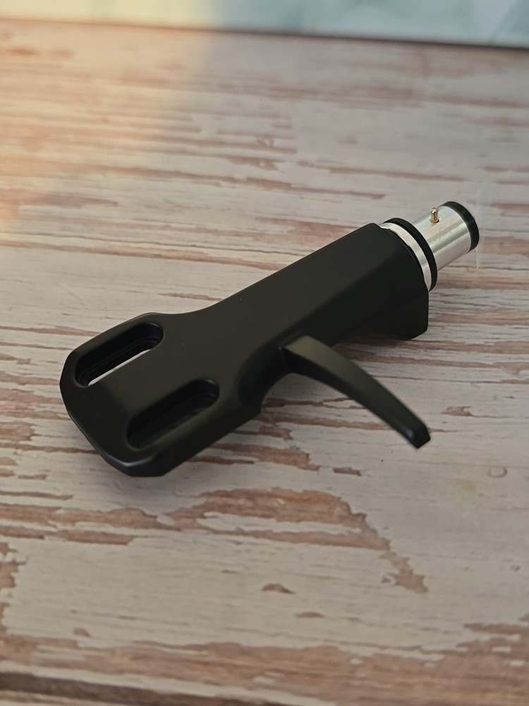 Black Cartridge  Headshell  AUDIO TECHNICA TYPE