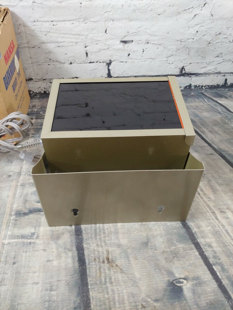 Hansa Darkroom Lamp
