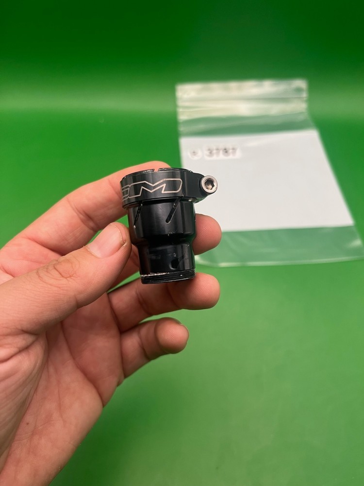 CCM Mid Rise Feedneck