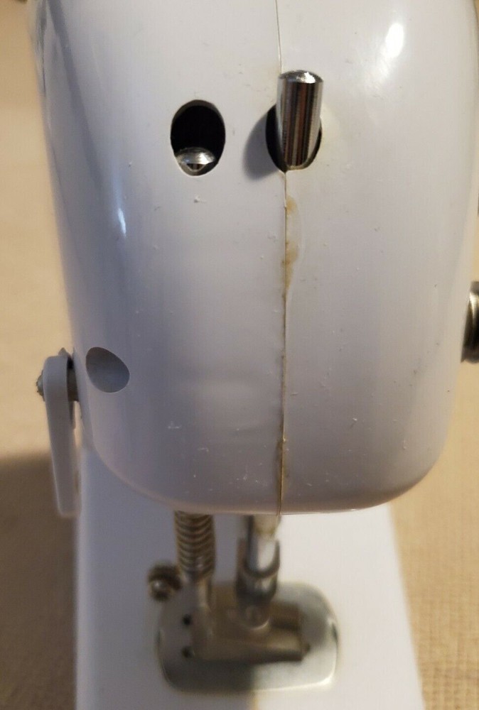 Sew Crafty Mini TESTED Working Portable and Battery Powered