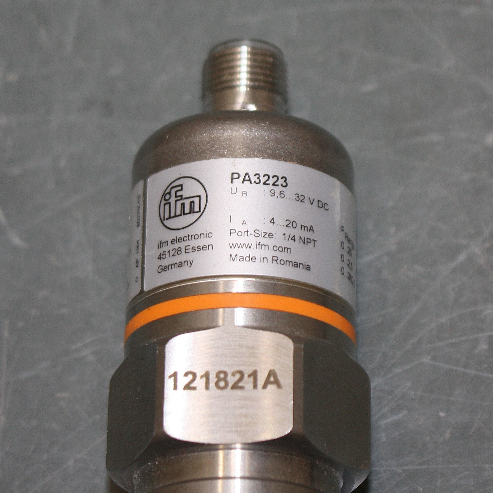 IFM Efector Electronic Pressure Transmitter PA3223, 1/4" NPT Port, 4 to 20 mA