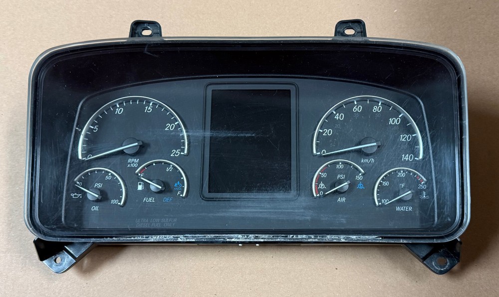 FREIGHTLINER Cascadia Instrument Panel/Gauge Cluster A22-73650-010