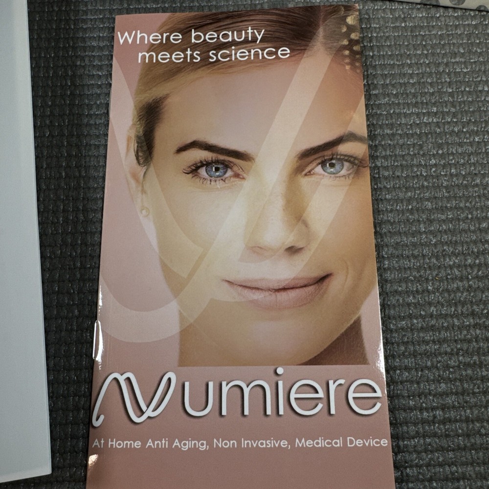 NUMIERE PLUS Microcurrent And LED Wrinkle Reducing Device With Gel - Open Box