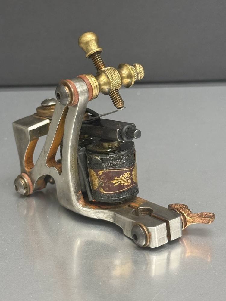 FLYING IRONS COIL TATTOO MACHINE #130 Not ciferri not Sharpz