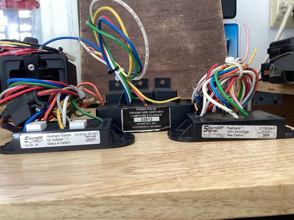 Soundoff vehicle Flashers