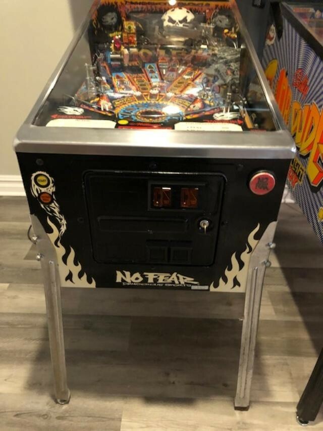No Fear Pinball Machine, Williams 1995