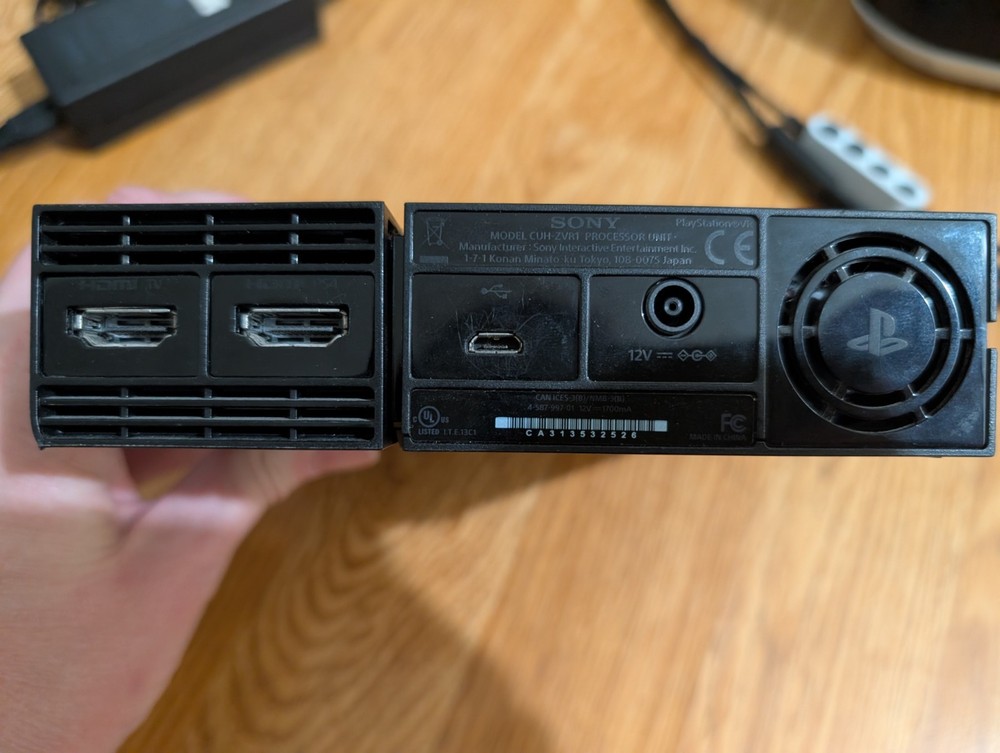 Sony PlayStation VR Headset CUH-ZVR1 W/ Processor Unit, Camera & 2 Games READ