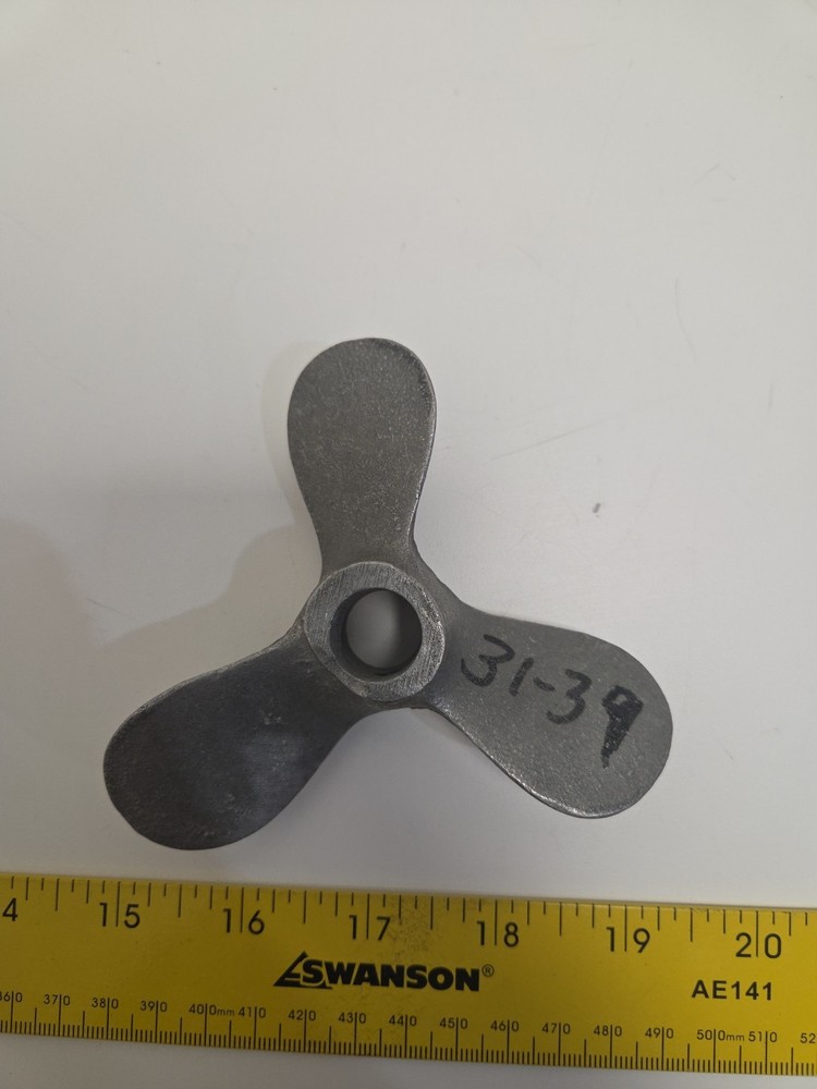 Binks 31-39 Agitator Mixing Paddle (Missing Set Screw)