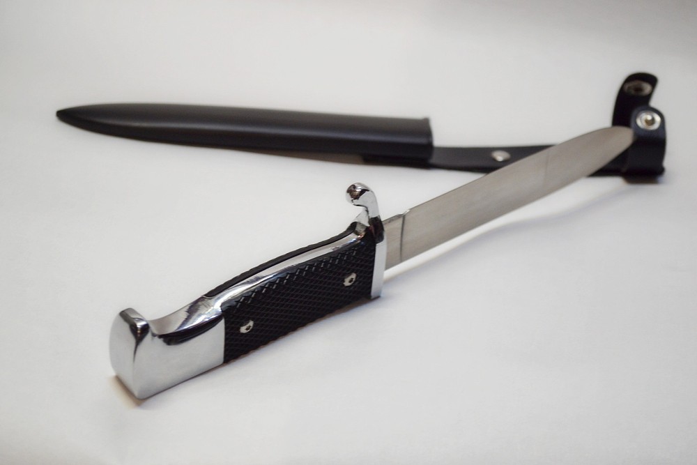 Collectible souvenir German knife with engraved text