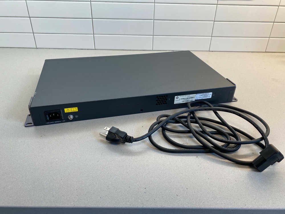 HP  (JE009A) 48-Ports Rack-Mountable Switch Managed