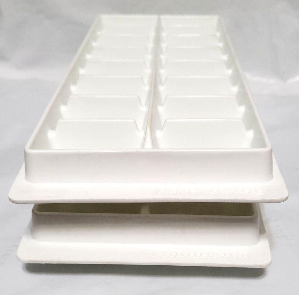 2 Vintage Frigidaire 16 Cube White Plastic Ice Cube Tray Large Cube Stackable