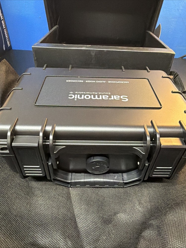 Saramonic UWMIC9S-KIT1 UHF WIRELESS MICROPHONE SYSTEM