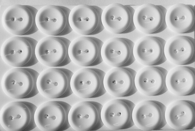 24 Pieces Quality Melamine Buttons 18mm White Buttons