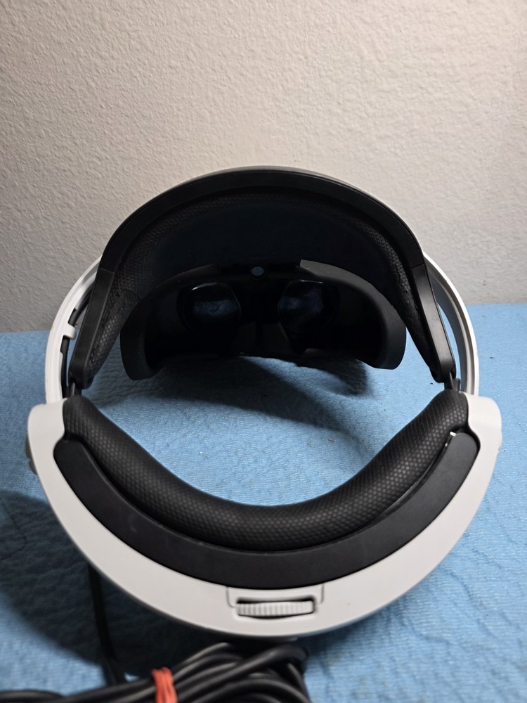 Sony PlayStation VR Headset Starter Pack - CUH-ZVR2 Version 2 Cam/Head/Proccess