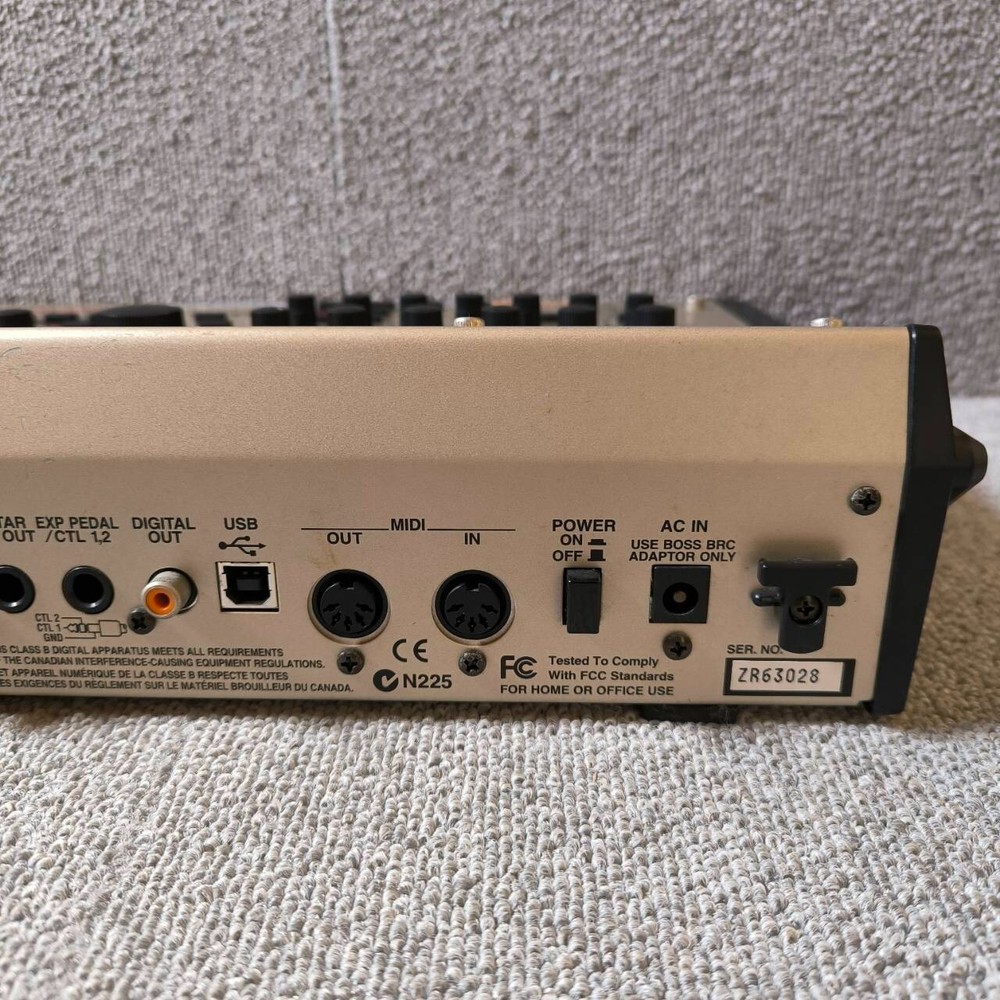 BOSS GS-10 Guitar Effects System Multi-Effects Unit USB Audio Interface from JP