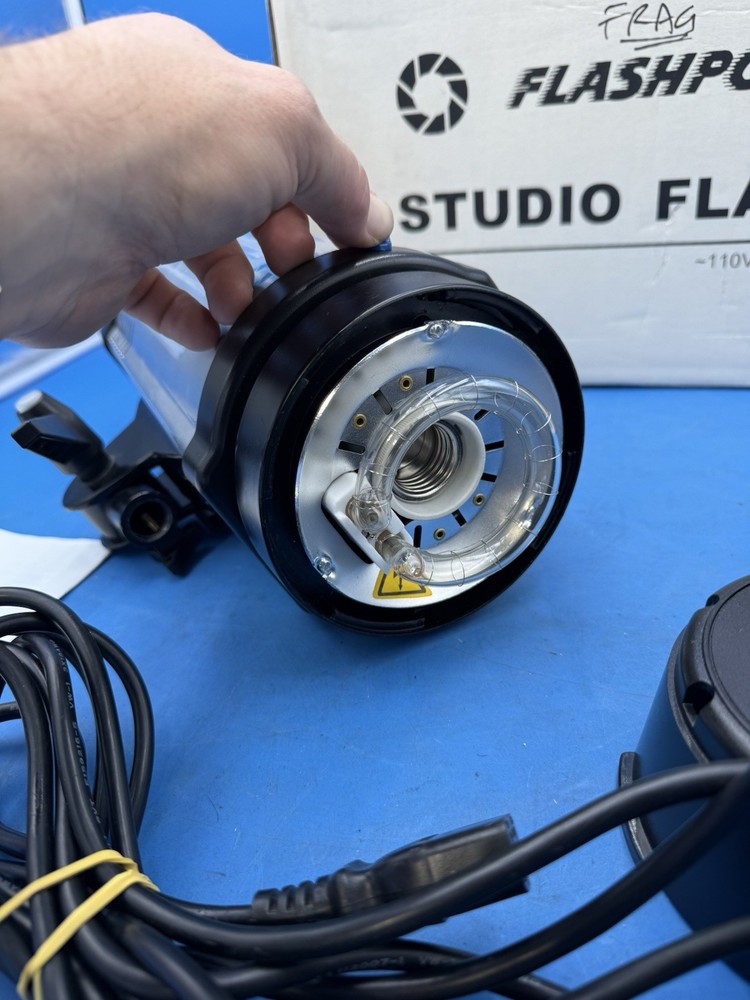 Flashpoint 1220 Studio Flash Tested Excellent Condition