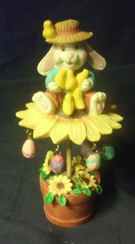 Easter bunny decoration