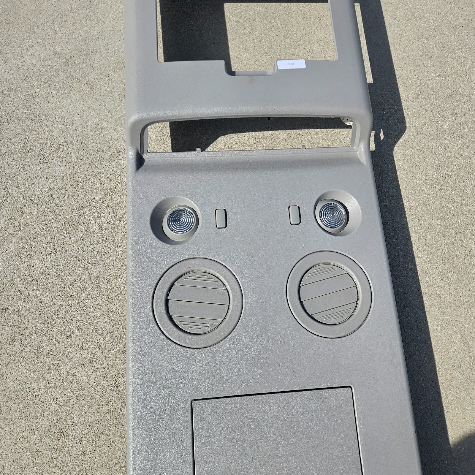 2004 - 2012 Nissan Armada Infiniti QX56 Overhead Console Rear Storage Grey OEM