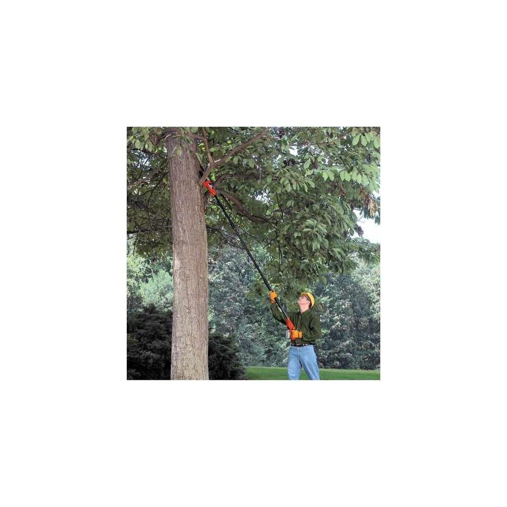 BLACK+DECKER 20V Max* Lithium Pole Pruning Saw - LPP120B