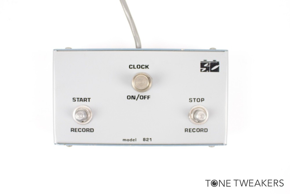 Sequential Circuits Model 800 Digital Sequencer cv gate 1vo VINTAGE SYNTH DEALER