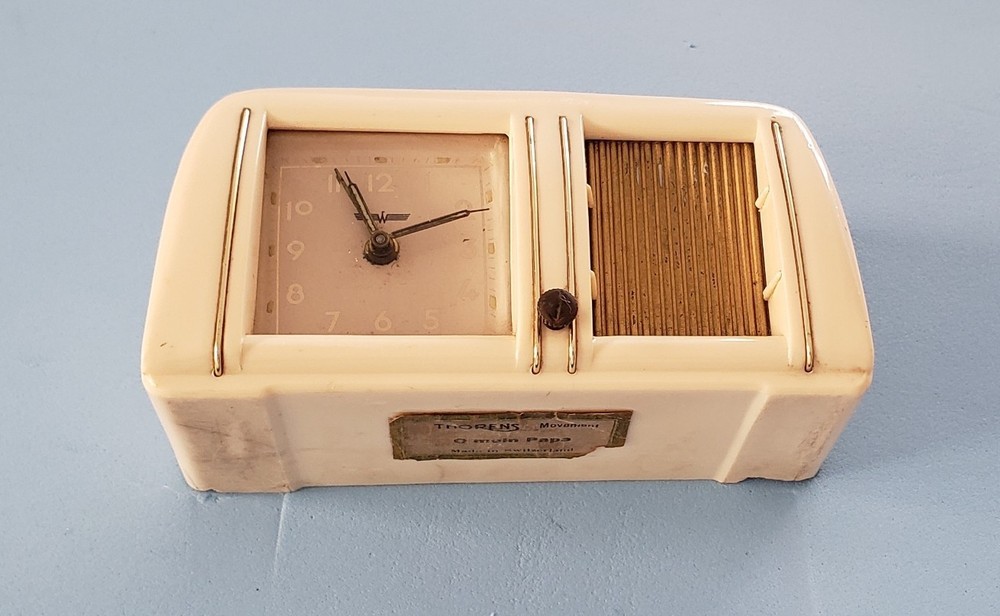 MUSICAL CLOCK