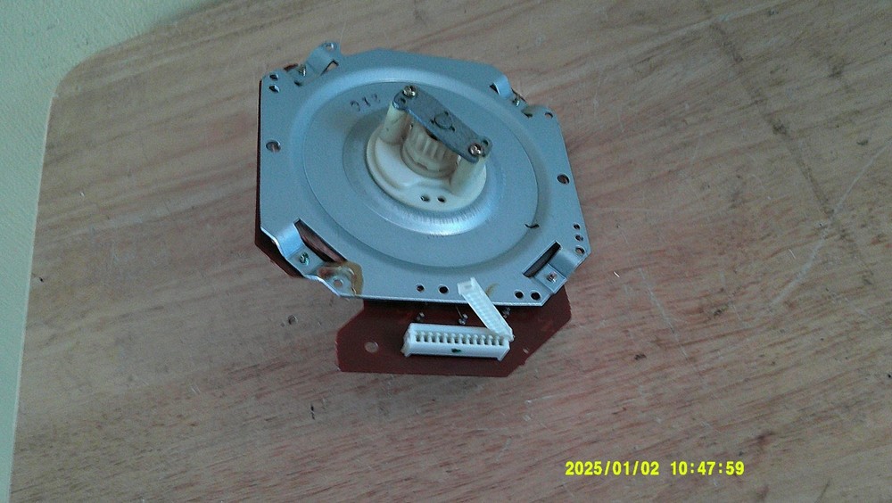 Technics SL-D202 Turntable DD Motor