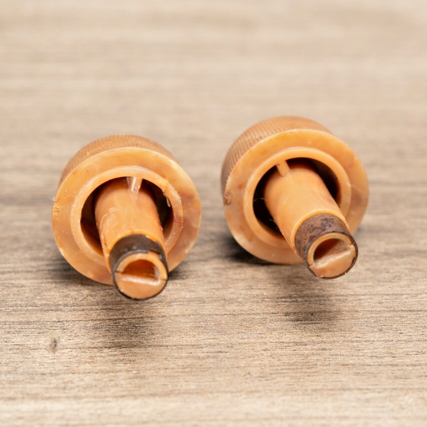 Midcentury Bendix Radio Knobs 2pc Caramel Swirled Plastic 1/4" Opening D Shaft
