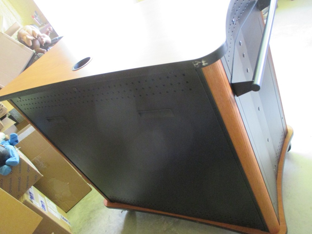 Realityworks REALCARE Storage and Charging Cabinet