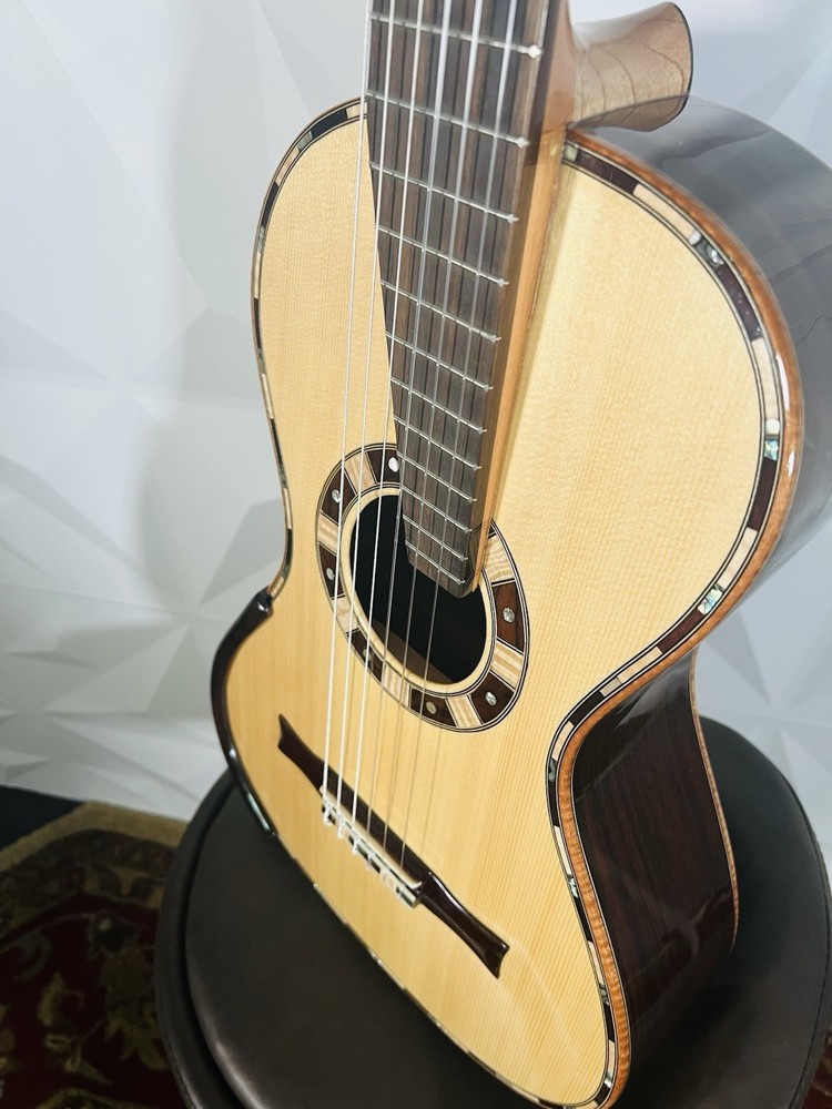 R Rodriguez Romantic Classical guitar