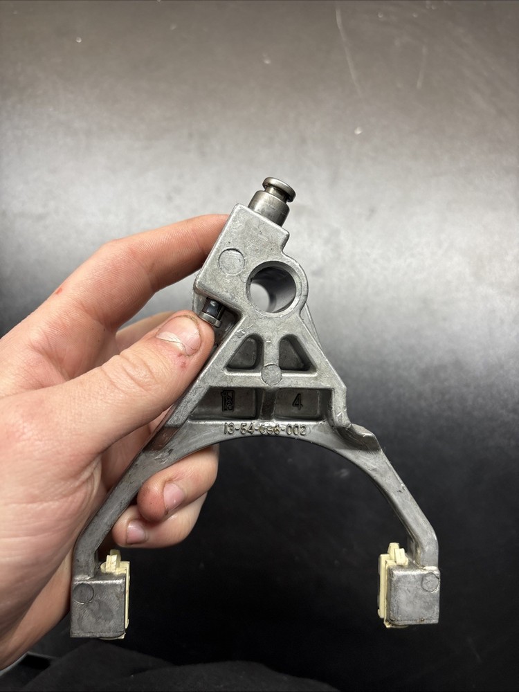 Borg warner transfer case shift fork 13-54-096-002 Borg warner shift fork