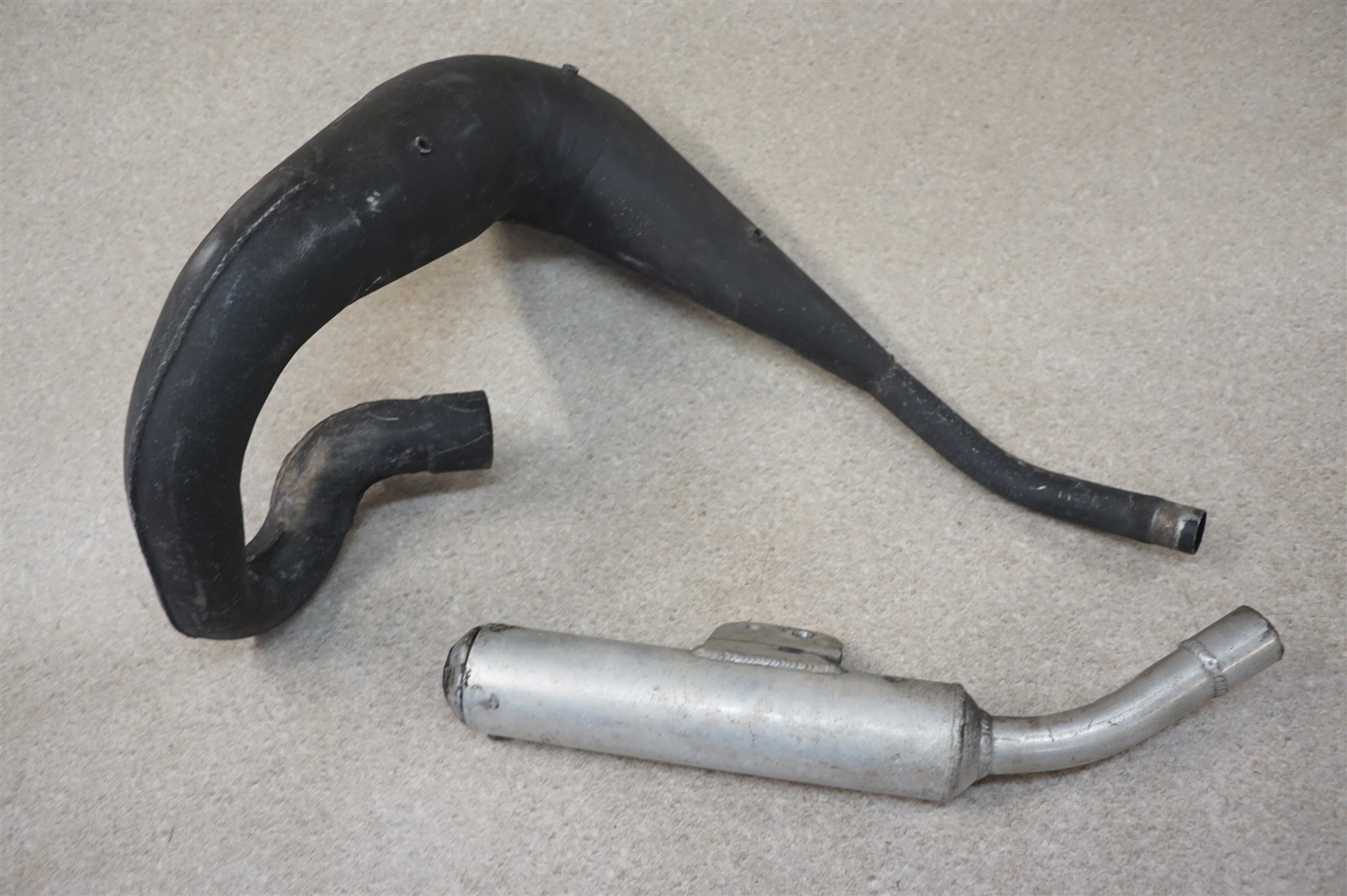 1984 84 Honda ATC250R ATC 250R Full Exhaust System Pipe Muffler Silencer