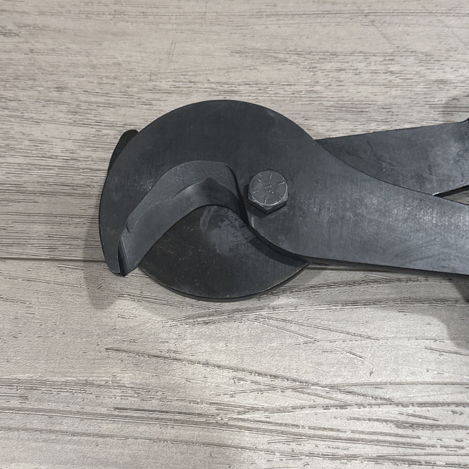 Greenlee 756 Heavy-Duty Ratchet Cable Cutter