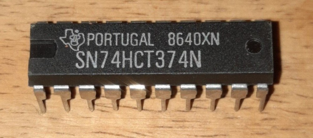 2 x SN74HCT375N IC Circuit Semiconductor