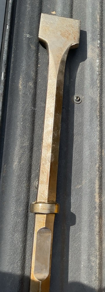 Dewalt 4LD80 Breaker & Demolition Chisel 3” Preowned