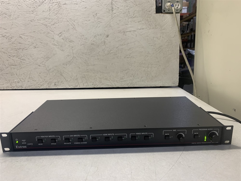 EXTRON DIGITAL MEDIA PRESENTATION SWITCHER 409