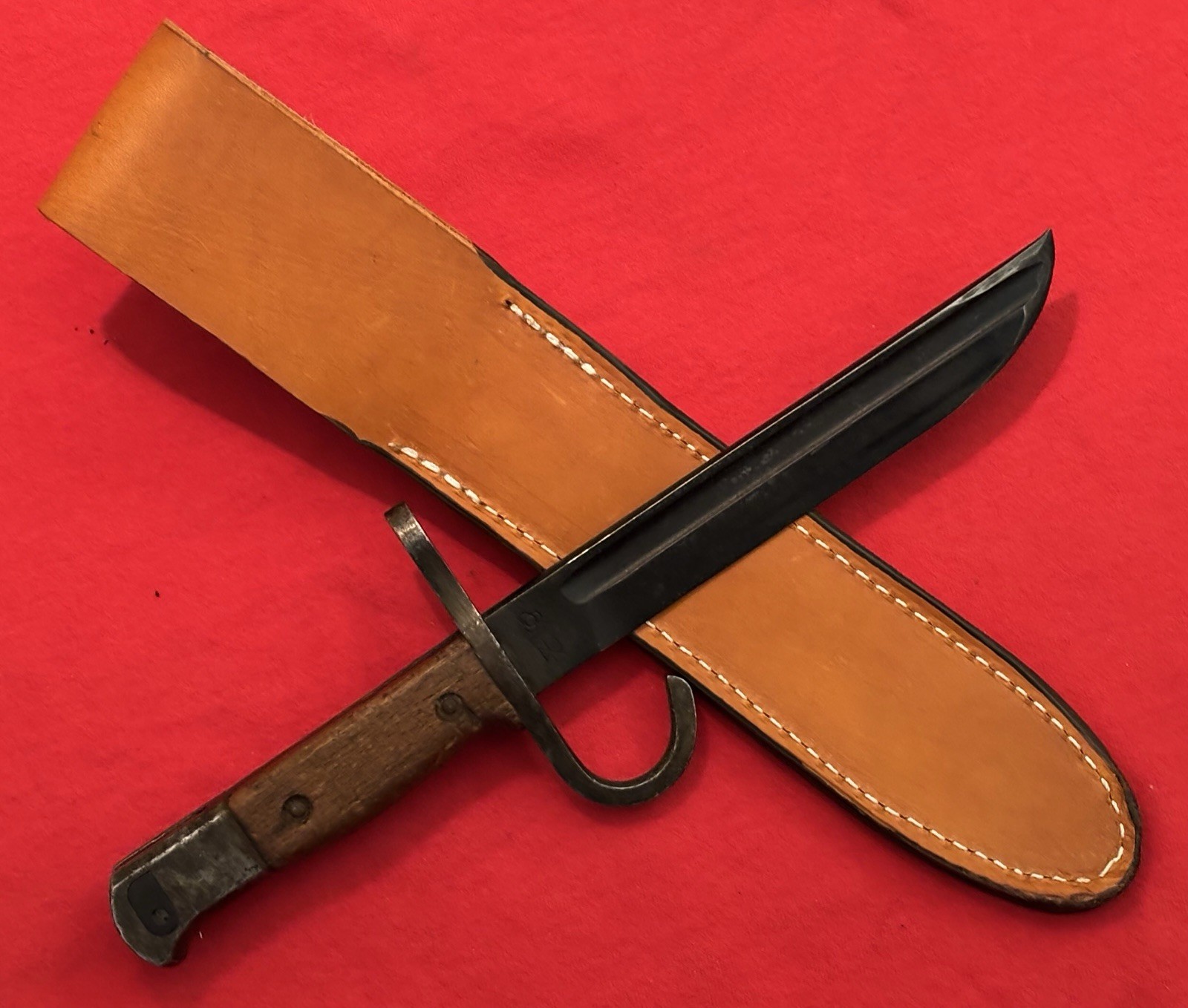 WW2 EARLY JAPANESE - HIRARI SEIKI BAYONET MADE TO A THEATER KNIFE - & NEW SHEATH