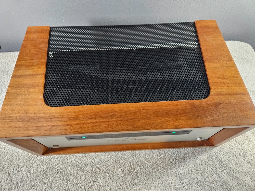 Marantz Model 15 Power Amplifier. Solid State. See it play!