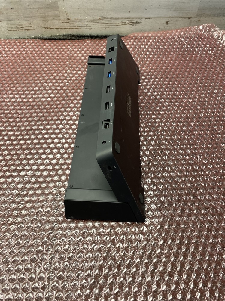 Used MICROSOFT 1664 Docking Station No power cord