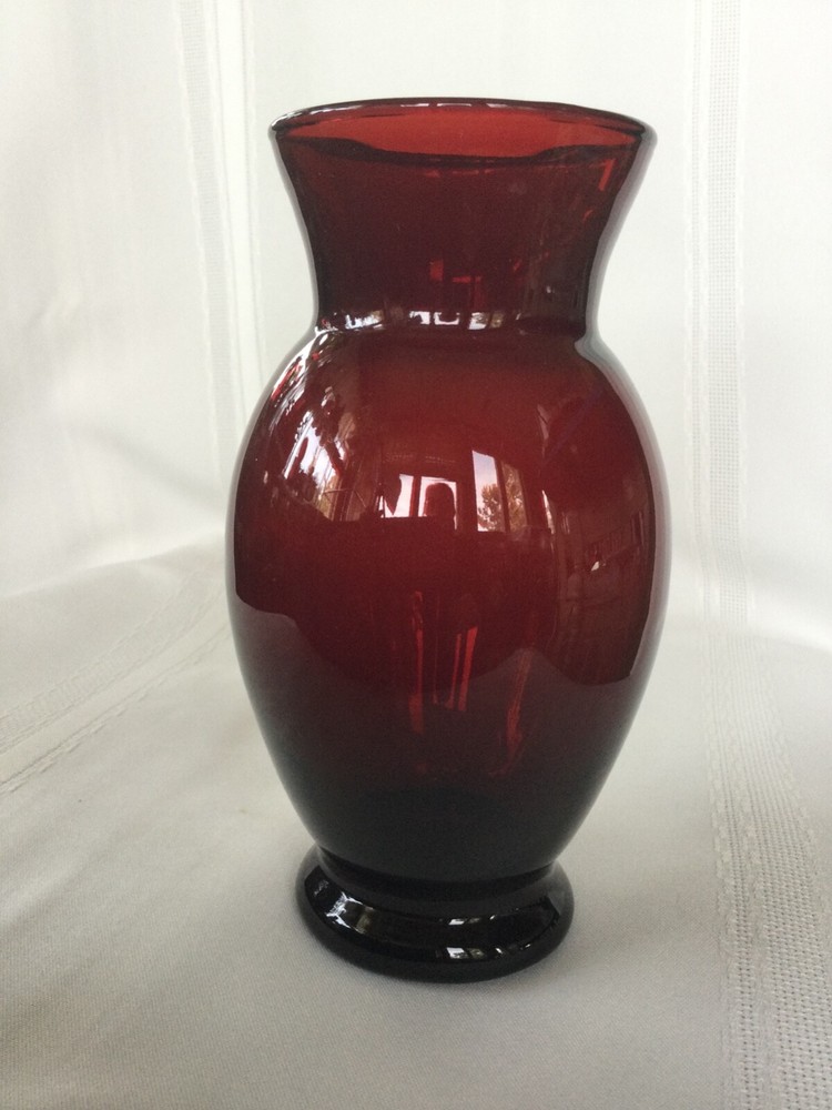 Vintage Anchor Hocking Royal Ruby Coolidge Vase, flared top
